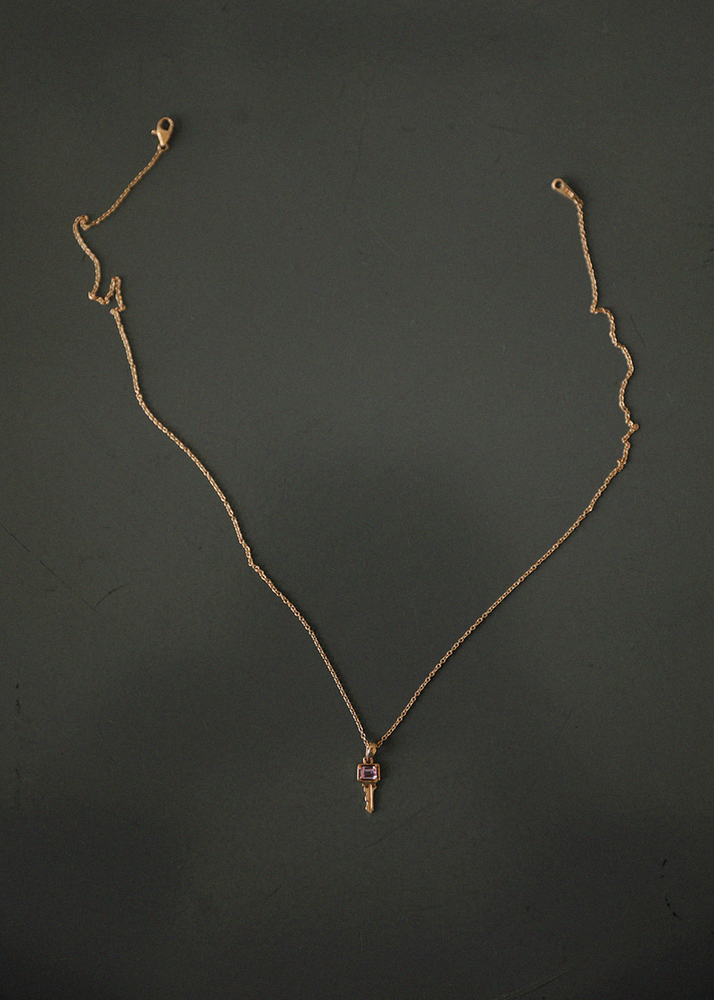 Pink Sapphire Key Necklace 18K 핑크 사파이어 열쇠 목걸이