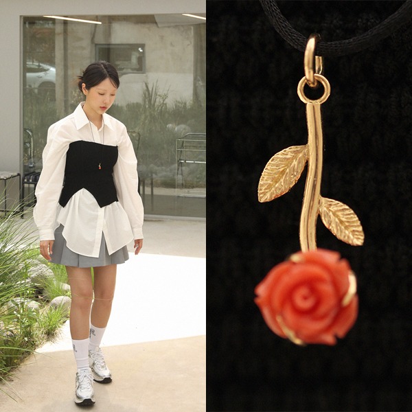 ㆍDesigned by Daeunㆍ Momo Coral Dried Flower Necklace 18K 모모 산호 드라이 플라워 목걸이