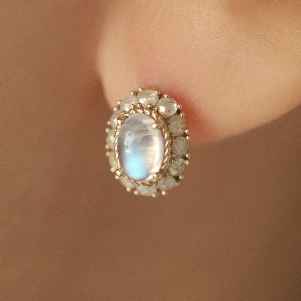 Gray Rough Diamond, Moonstone One Touch Earrings 18K 그레이 러프 다이아몬드, 문스톤 원터치 귀걸이